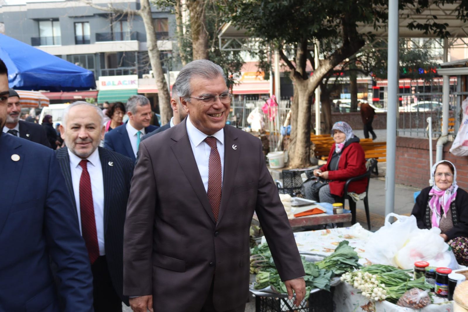Kocaeli büyükşehir belediyesi, Prof.Dr. Doğan Aydal, Gölcük Belediyesi, Ahmet Eren