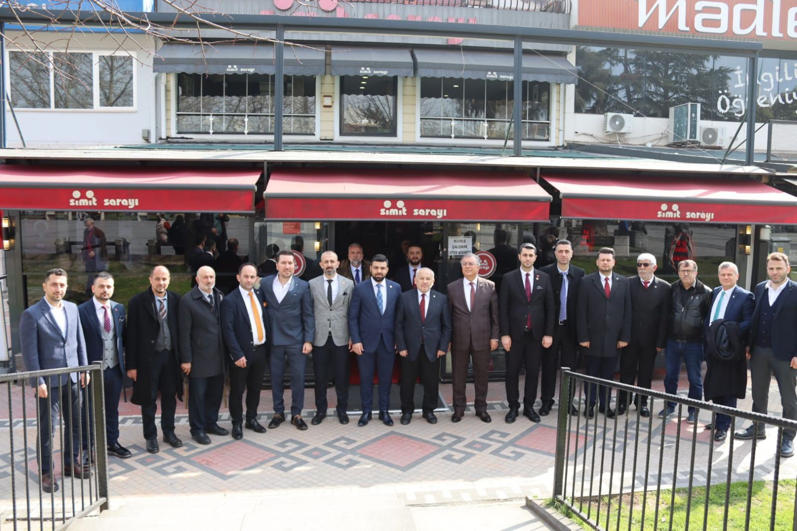 Kocaeli büyükşehir belediyesi, Prof.Dr. Doğan Aydal, Gölcük Belediyesi, Ahmet Eren